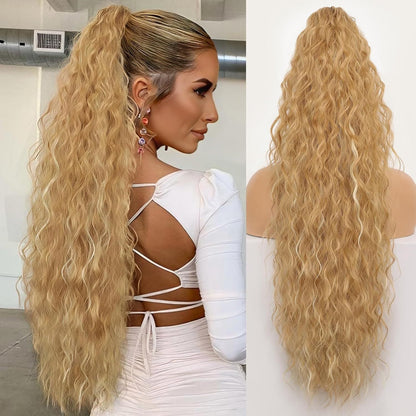 30-inch long wavy gradient hair extensions